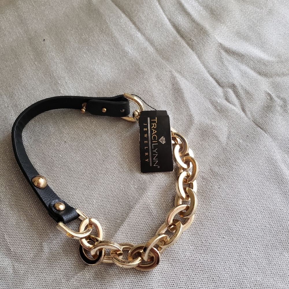 Chocker - Picture 3 of 3